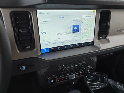 New 2026 Ford Bronco Outer Banks AWD/4WD image 19
