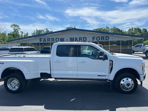 Used 2024 Ford F450 Lariat w/ Lariat Ultimate Package AWD/4WD image 1