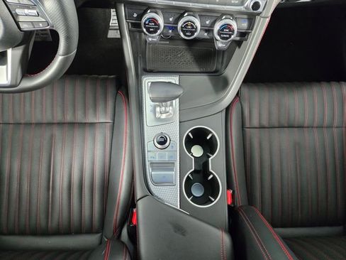Used 2023 Genesis G70 2.0T w/ Sport Prestige Package RWD image 25