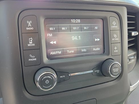 Used 2020 RAM 1500 Big Horn AWD/4WD image 27