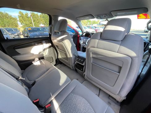 Used 2012 GMC Acadia SL w/ Preferred Package image 19