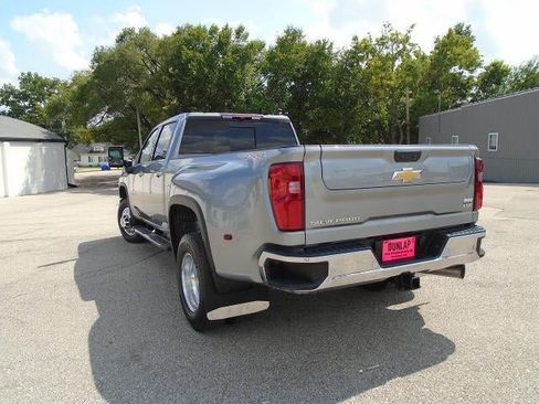 Used 2024 Chevrolet Silverado 3500 LTZ w/ LTZ Plus Package AWD/4WD image 26