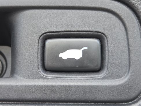Used 2022 Honda Pilot Black Edition image 29