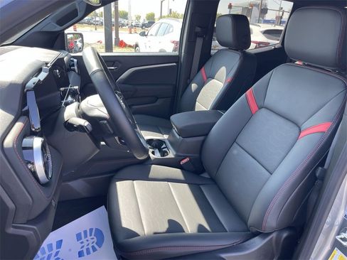 New 2025 Chevrolet Colorado Z71 w/ Technology Package image 11