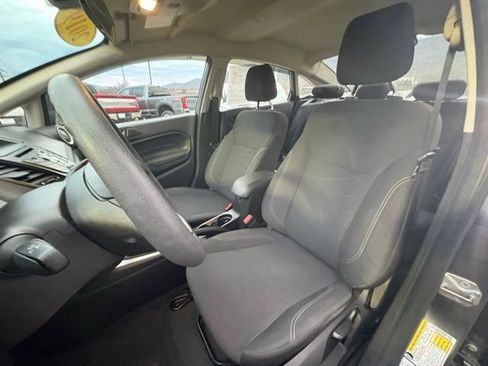 Used 2019 Ford Fiesta SE image 22