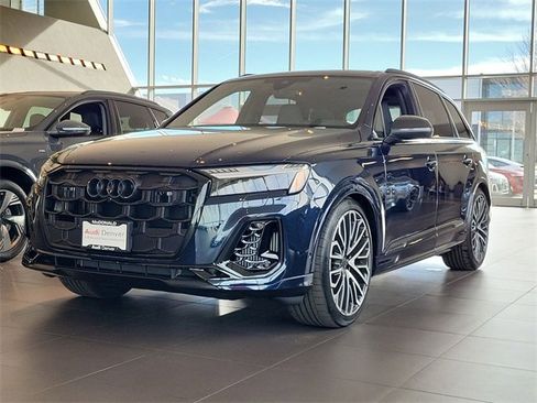 New 2026 Audi SQ7 Prestige image 1