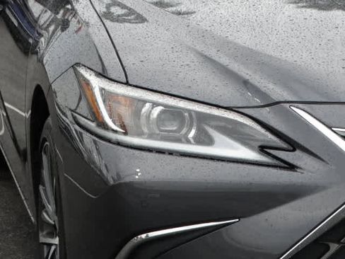 Used 2022 Lexus ES 350 w/ Premium Package image 5