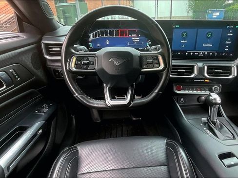 Used 2025 Ford Mustang GT Premium RWD image 7