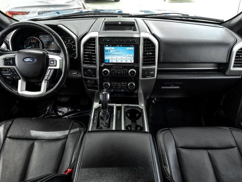 Used 2018 Ford F150 Lariat w/ Equipment Group 502A Luxury AWD/4WD image 12