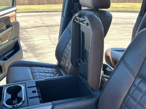 Used 2024 Nissan Titan Platinum Reserve w/ Moonroof Package image 21