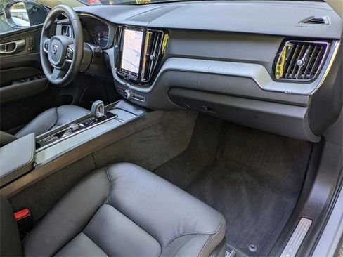 Certified 2025 Volvo XC60 T8 Plus w/ Protection Package Premier image 29
