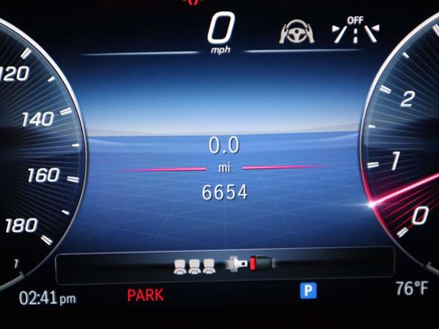 Used 2025 Mercedes-Benz GLE 53 AMG 4MATIC Coupe image 40