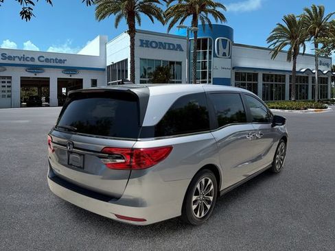 Used 2024 Honda Odyssey EX-L image 7