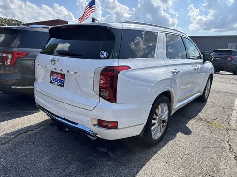 Used 2020 Hyundai Palisade Limited FWD image 2