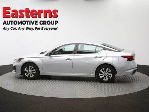 Used 2024 Nissan Altima 2.5 S FWD image 60
