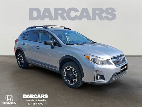 Used 2016 Subaru Crosstrek 2.0i AWD/4WD image 1