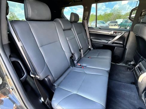Used 2023 Lexus GX 460 Premium w/ Premium Package image 20