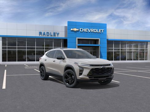 New 2026 Chevrolet Trax ACTIV w/ Driver Confidence Package FWD image 1