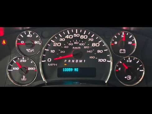 Used 2024 GMC Savana 3500 Extended RWD image 37