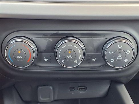 New 2026 Chevrolet Trax LS w/ LS Convenience Package image 14