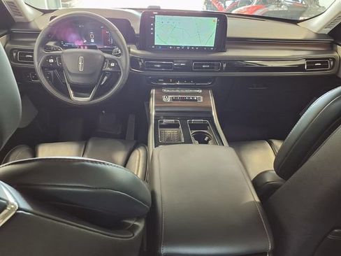 Used 2025 Lincoln Aviator Reserve w/ Equipment Group 201A AWD/4WD image 24