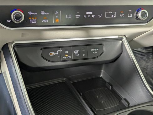 New 2026 Kia Carnival SX Prestige image 22