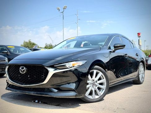 Used 2023 MAZDA MAZDA3 s FWD image 7