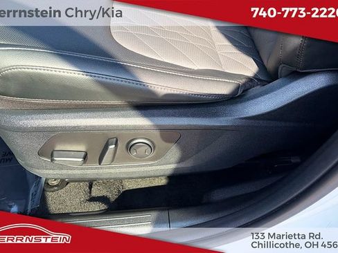 Used 2025 Kia Sportage X-Line AWD/4WD image 14