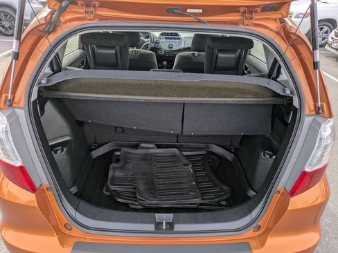 Used 2011 Honda Fit Sport image 27