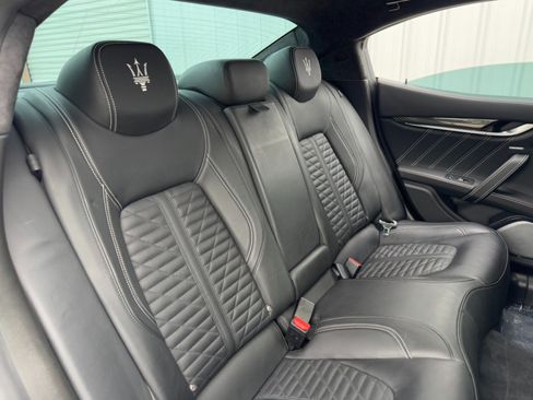 Used 2022 Maserati Ghibli Trofeo RWD image 39
