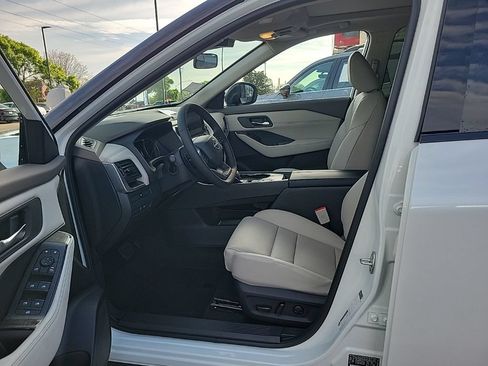 New 2026 Nissan Rogue Dark Armor FWD image 10