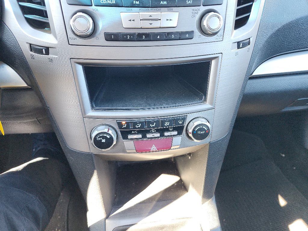 Used 2013 Subaru Outback 2.5i AWD/4WD image 20