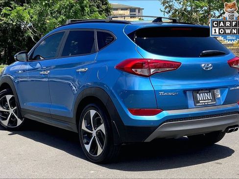 Used 2016 Hyundai Tucson Limited w/ Option Group 03 FWD image 11