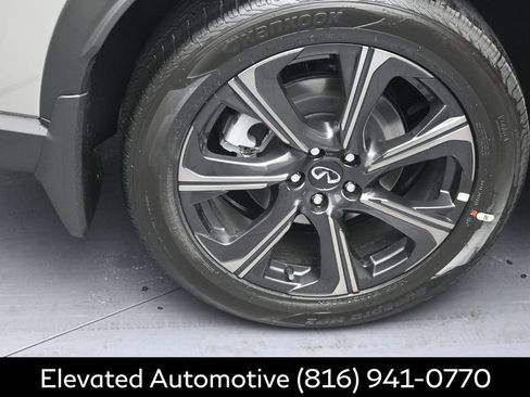 Certified 2026 INFINITI QX60 Autograph w/ Dark Cargo Package AWD/4WD image 5