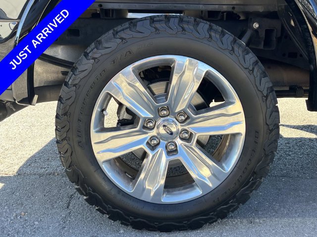 Used 2018 Ford F150 Platinum w/ Equipment Group 701A Luxury AWD/4WD image 11
