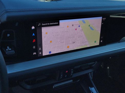 Used 2024 Porsche Cayenne S image 33