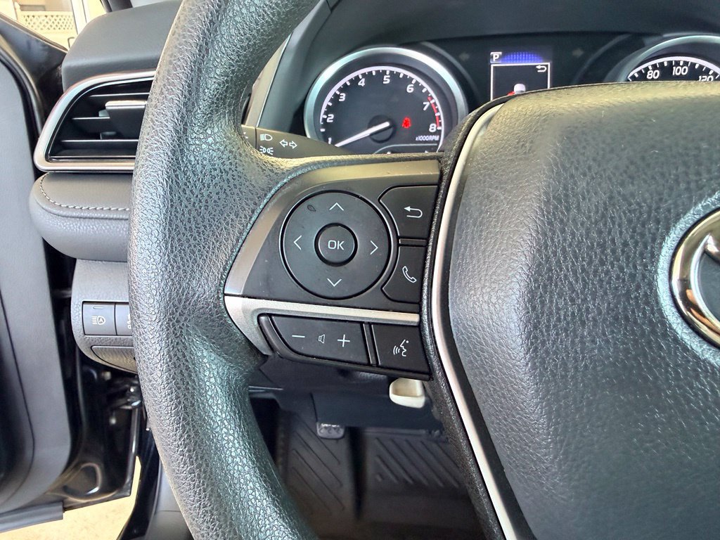 Used 2021 Toyota Camry LE FWD image 20