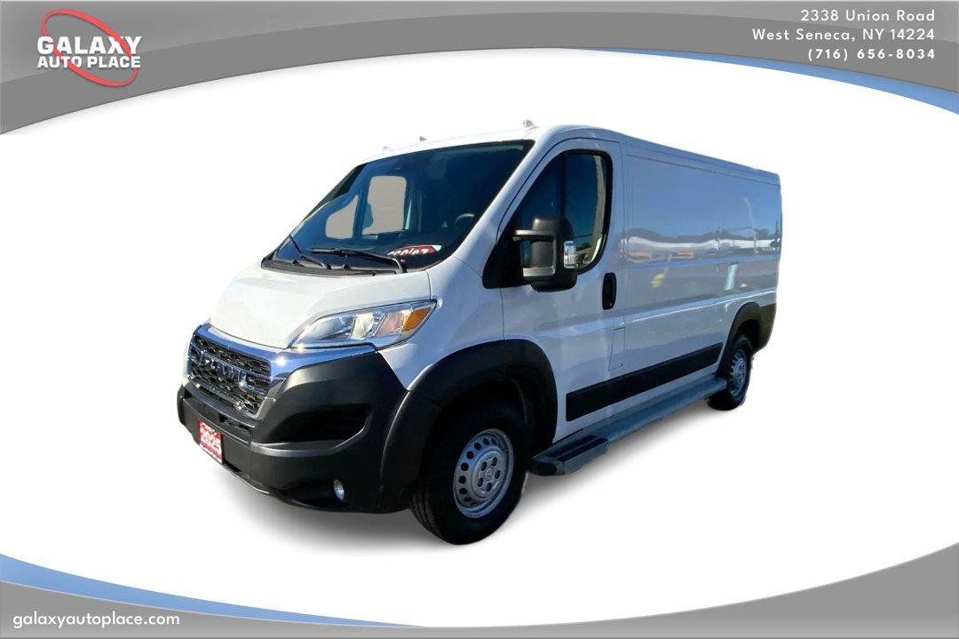 Used 2025 RAM ProMaster 2500 w/ U-Haul Equipment Group FWD image 1