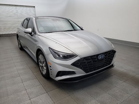 Used 2021 Hyundai Sonata SEL w/ Convenience Package FWD image 13