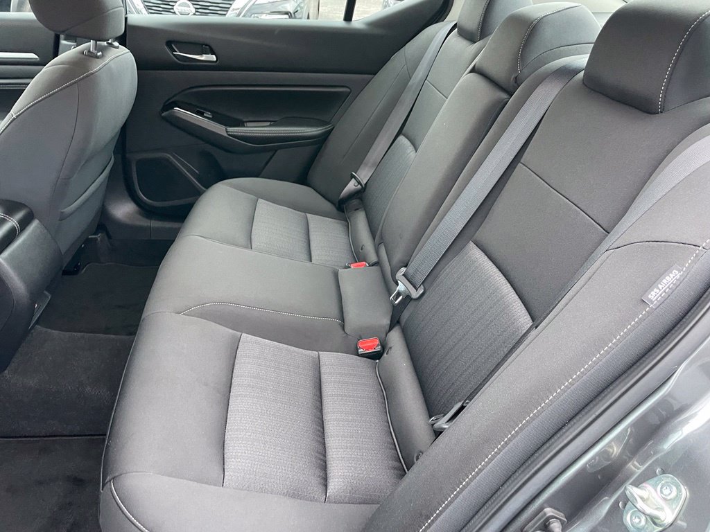 Used 2021 Nissan Altima 2.5 SV w/ SV Premium Package AWD/4WD image 8