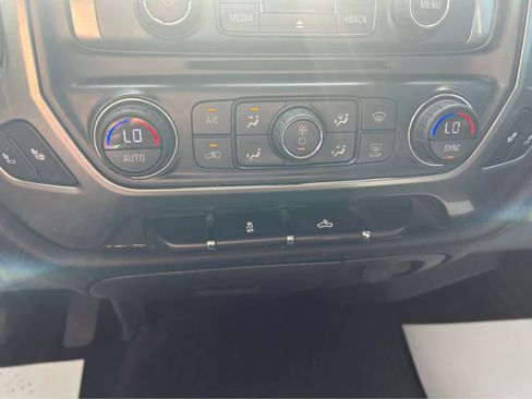 Used 2018 Chevrolet Silverado 1500 LT w/ All Star Edition image 22