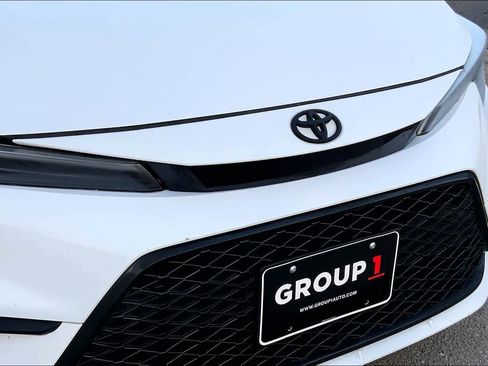 Used 2024 Toyota Corolla SE image 29