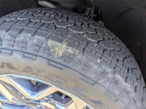 Used 2022 GMC Sierra 1500 SLT w/ SLT Premium Plus Package image 10