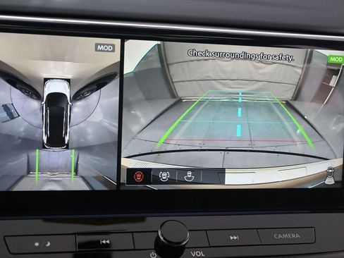 New 2026 Nissan Rogue Platinum w/ Platinum Premium Package image 11