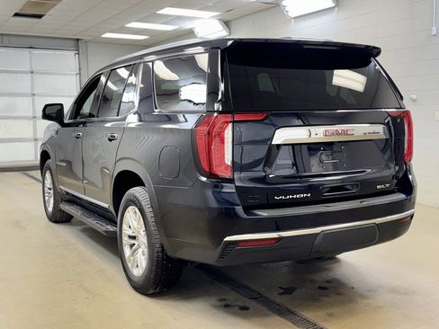 Used 2021 GMC Yukon SLT w/ SLT Premium Package image 7