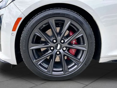 Used 2021 Cadillac CT5 V w/ Premium Package RWD image 11