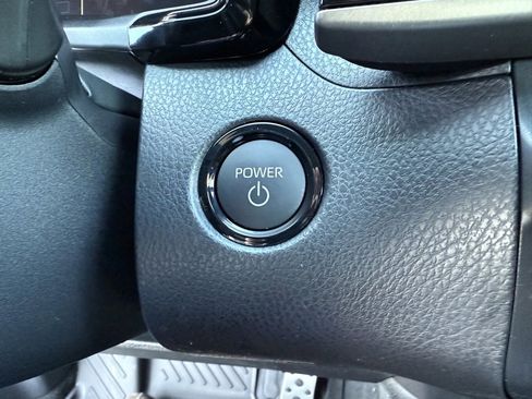 New 2026 Toyota Camry Hybrid image 24