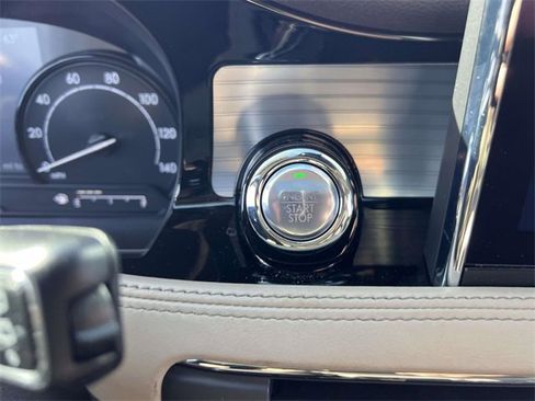 Certified 2022 Lincoln Corsair AWD w/ Premium Package image 30