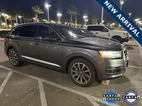 Used 2018 Audi Q7 3.0T Premium Plus image 2