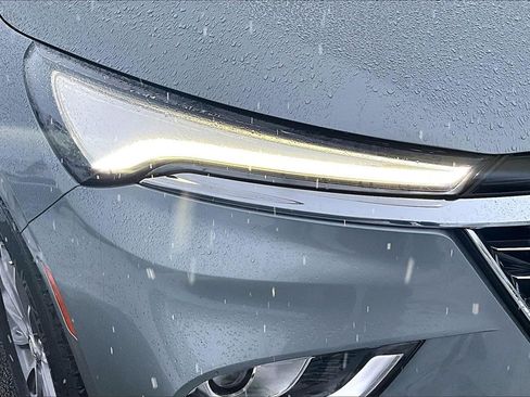 Used 2024 Buick Enclave Premium image 30